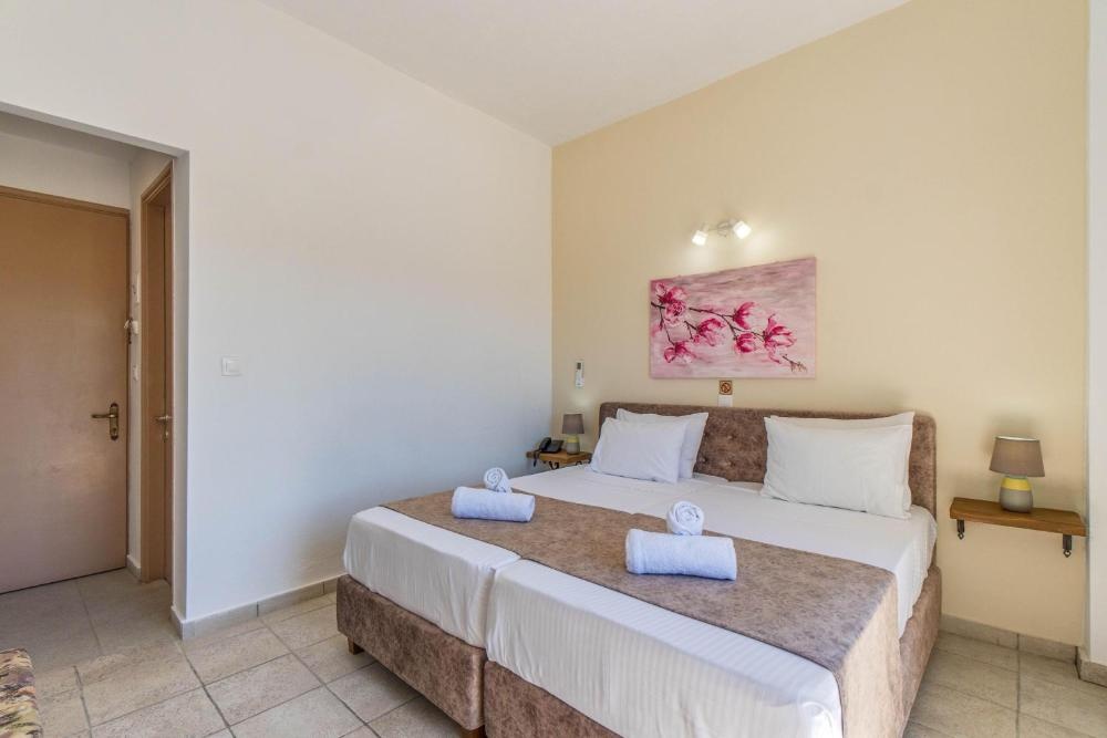 Room image 3